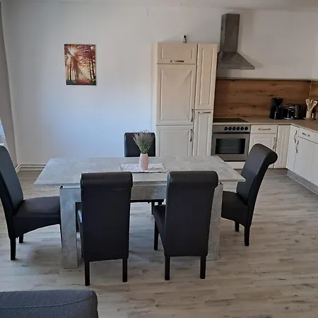 Monteurzimmer شقة *